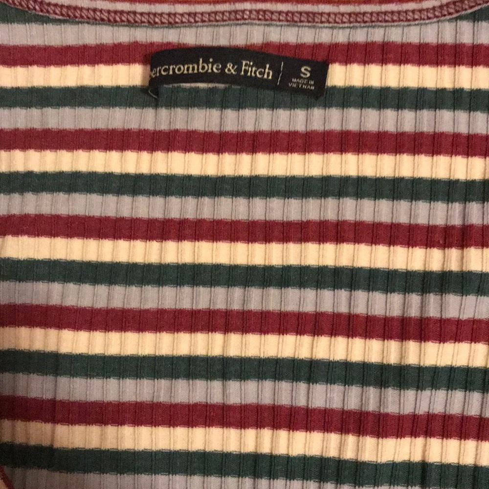 Top - Picture 2 of 4